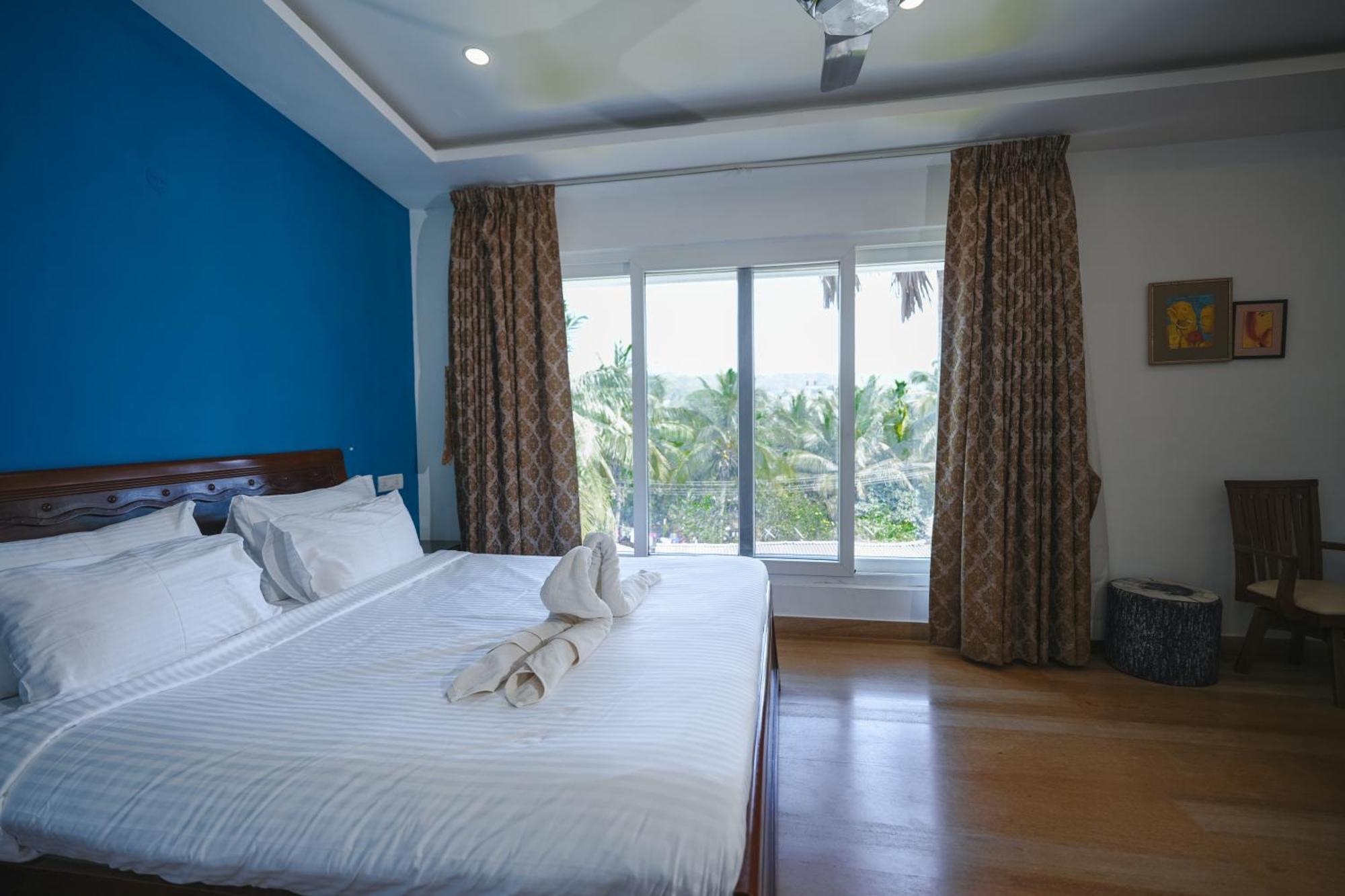 Villa M - Jia 3- 3Bhk In Candolim, Pool Facing, Near Beach, Breakfast Included Eksteriør billede