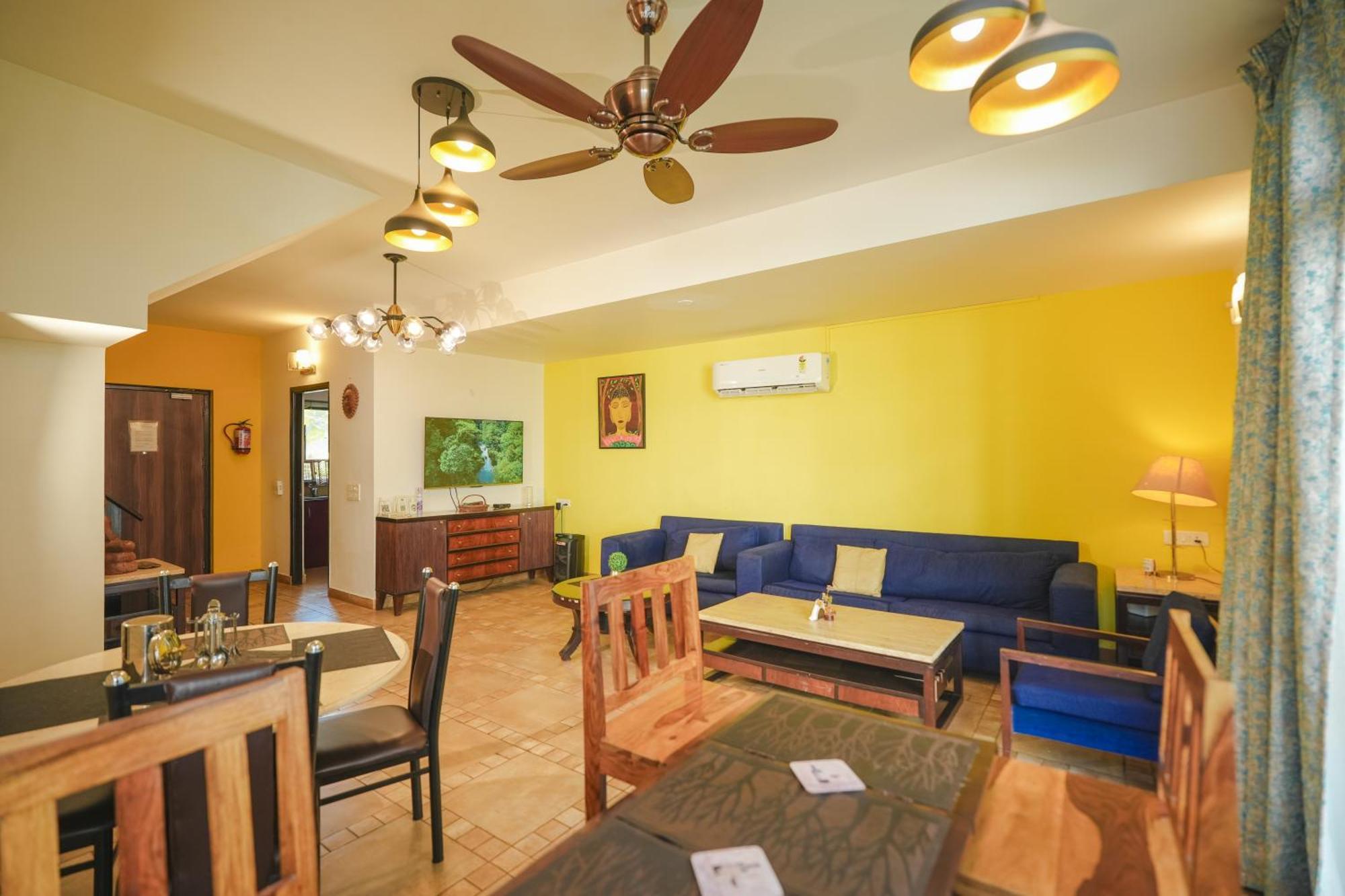 Villa M - Jia 3- 3Bhk In Candolim, Pool Facing, Near Beach, Breakfast Included Eksteriør billede