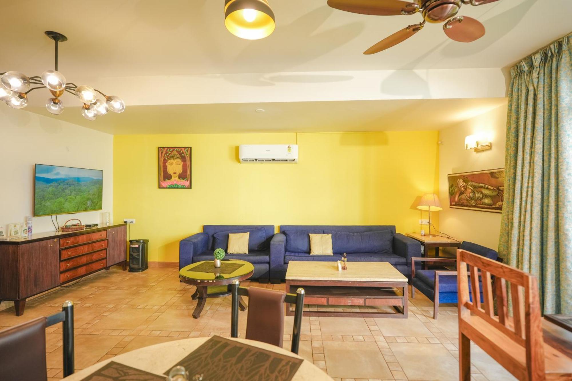 Villa M - Jia 3- 3Bhk In Candolim, Pool Facing, Near Beach, Breakfast Included Eksteriør billede