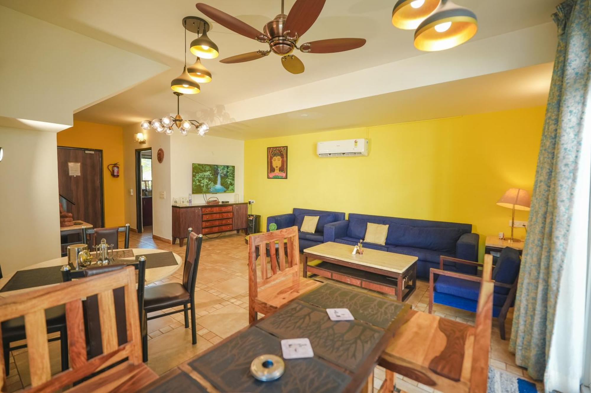Villa M - Jia 3- 3Bhk In Candolim, Pool Facing, Near Beach, Breakfast Included Eksteriør billede